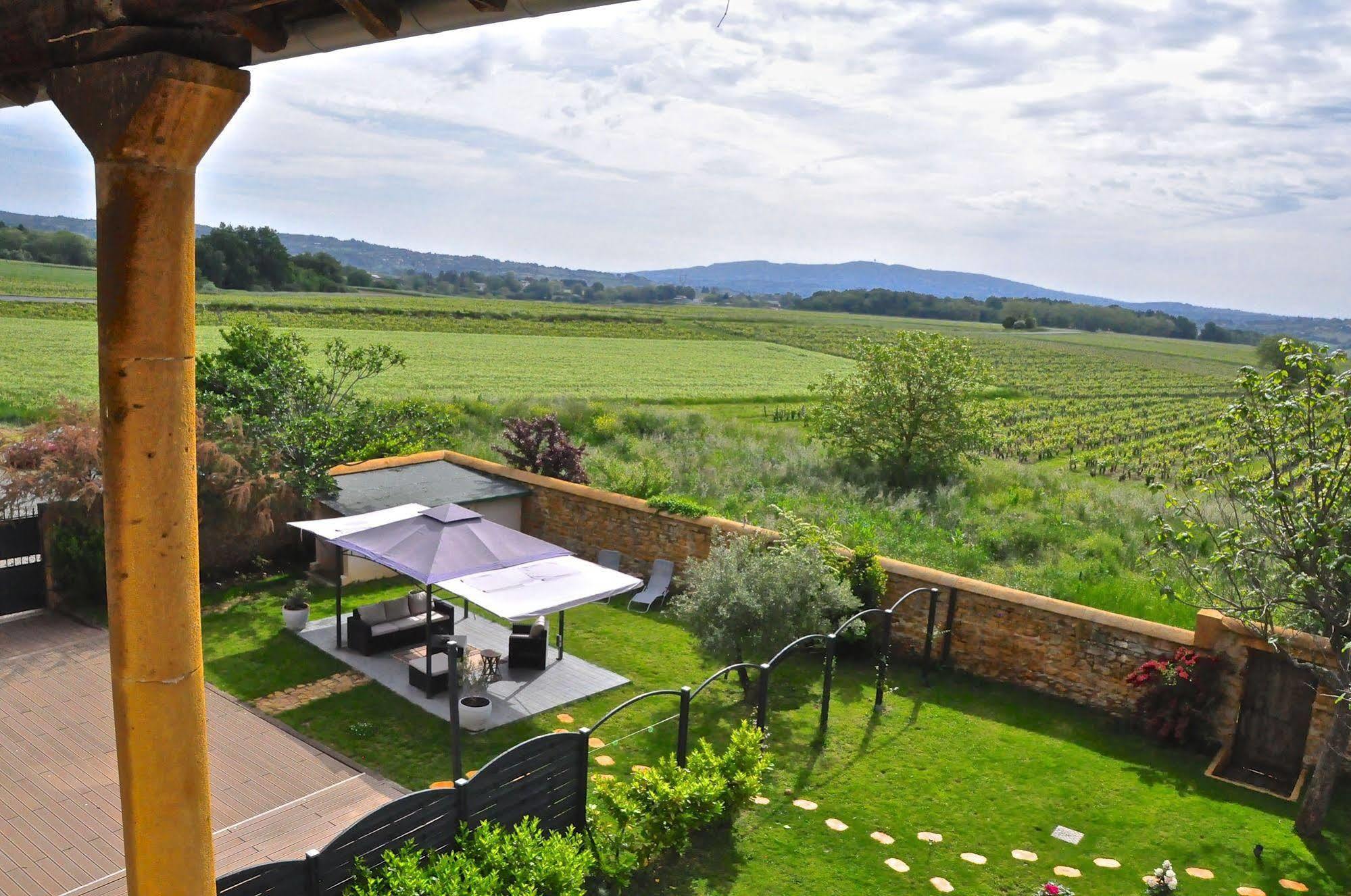Le Clos Du Cher En Beaujolais Saint-Germain-Nuelles Luaran gambar