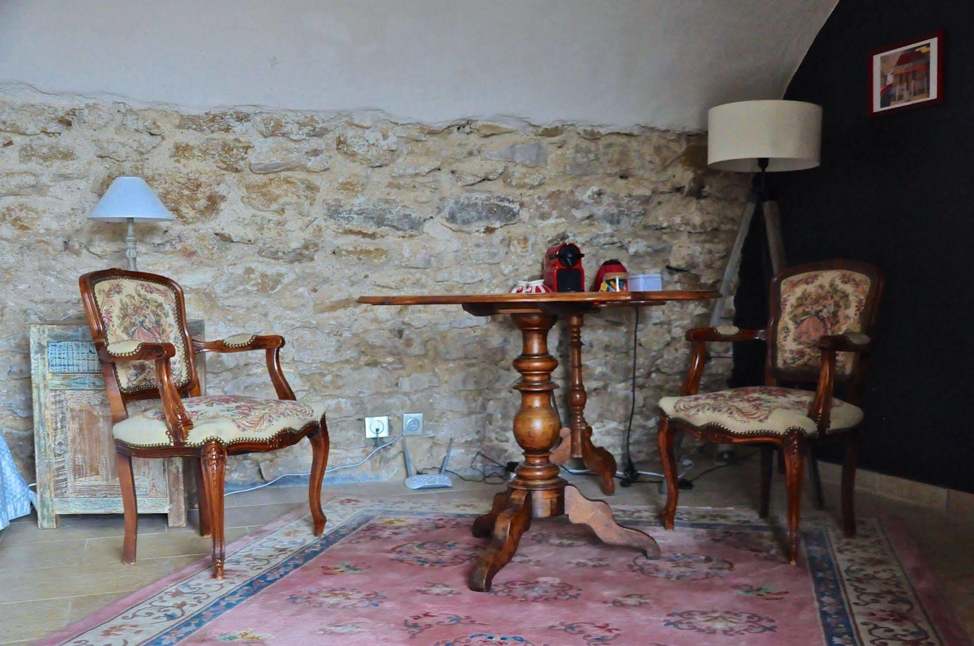 Le Clos Du Cher En Beaujolais Saint-Germain-Nuelles Luaran gambar